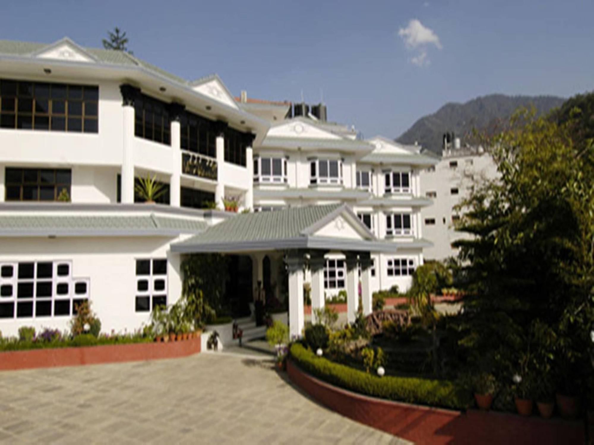 View Bhrikuti Hotel Katmandú Exterior foto